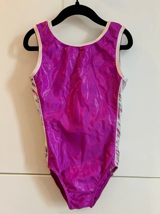 Destira Metallic Magenta Girls' Leotard with Silver Trim size M - Picture 2 of 8